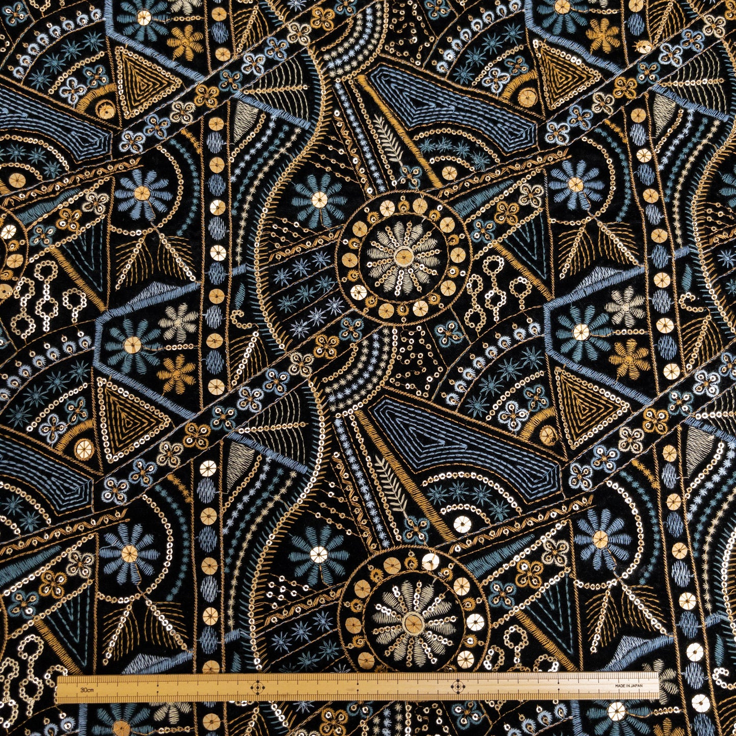 India | celestial sequin embroidered fabric 星象珠片短毛絨刺繡布