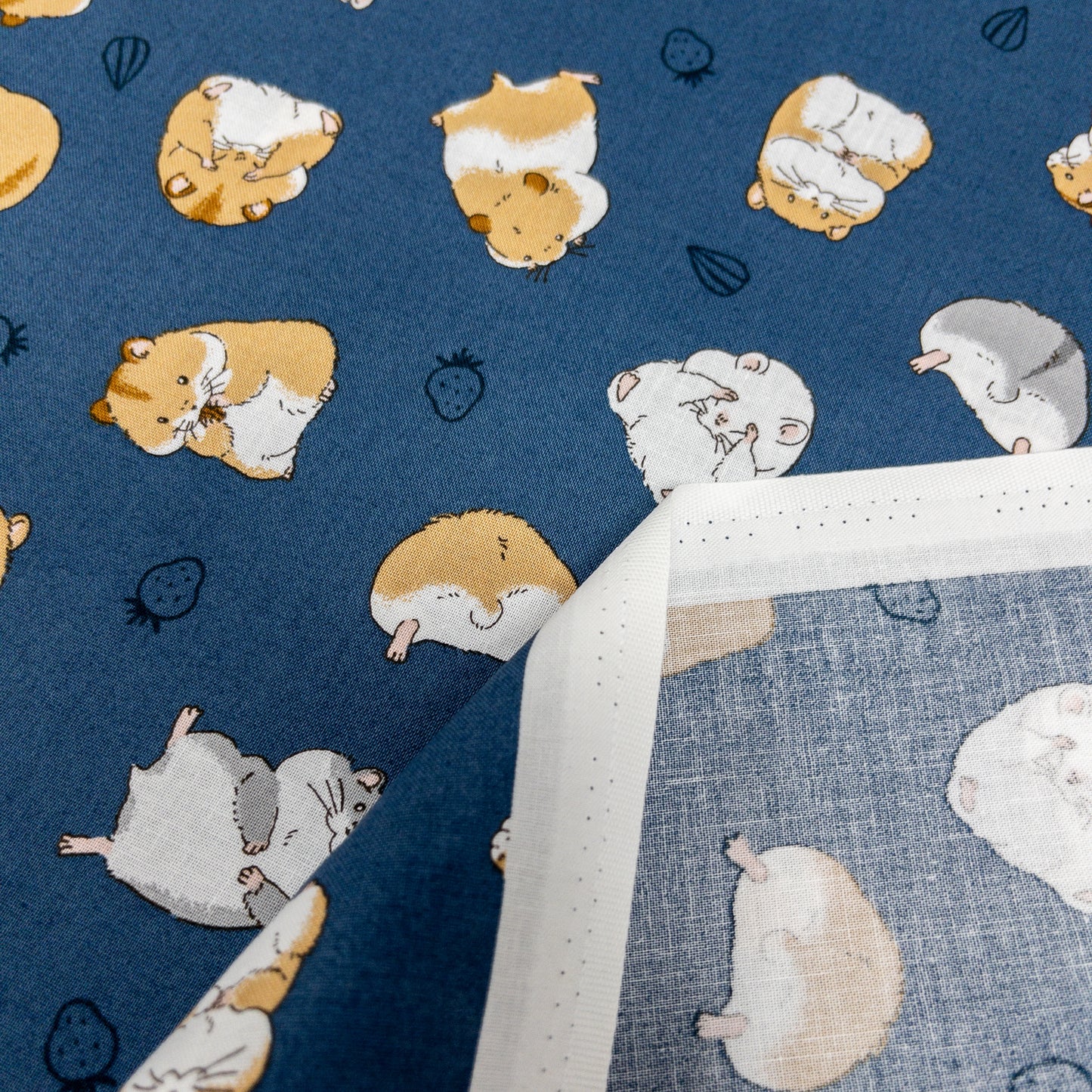 Japan | hamsters 倉鼠日常 | cotton printed sheeting 純棉