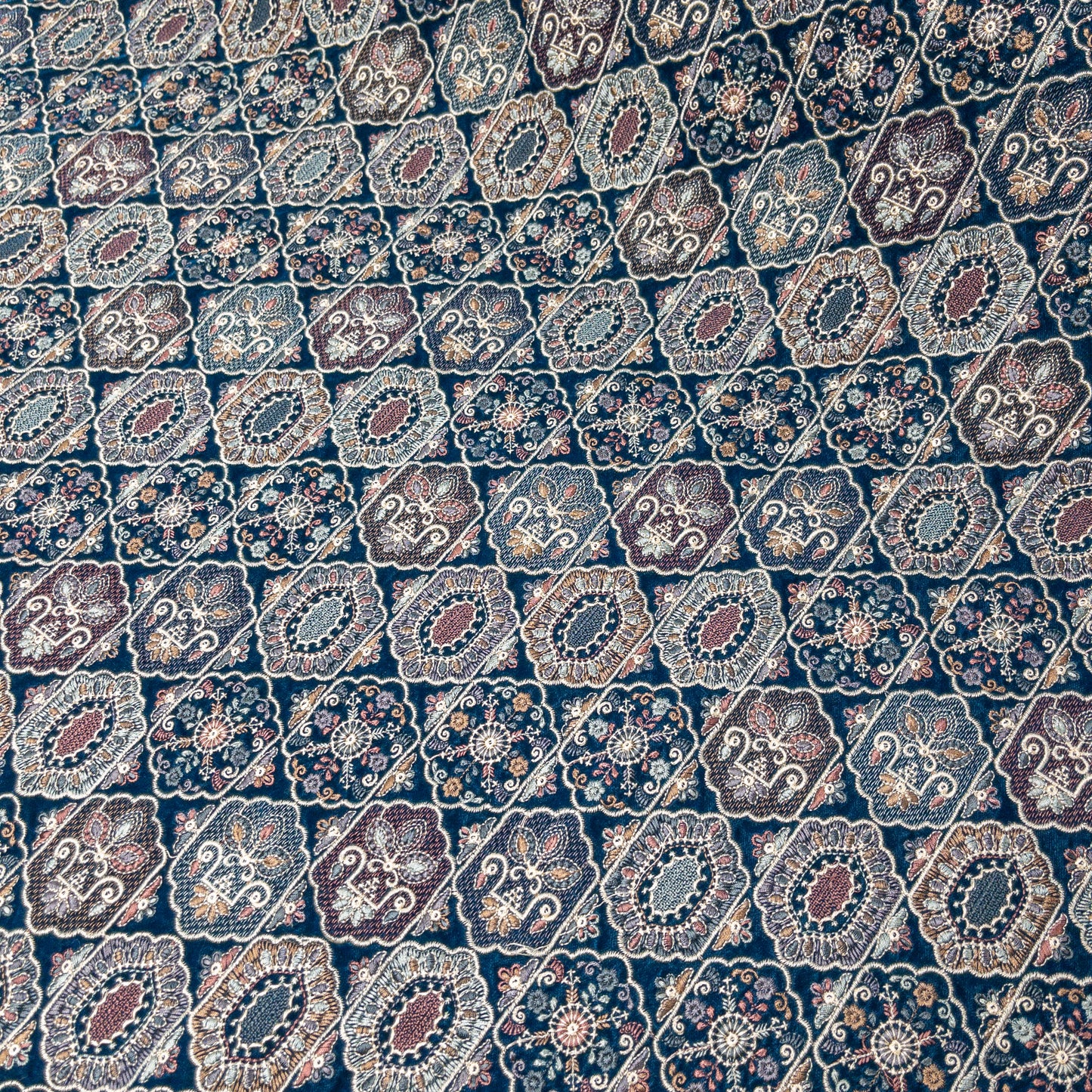 India | Peacock blue ethnic embroidery fabric 孔雀藍民族風絨毛面刺繡布