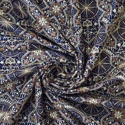 India | halo embroidered fabric 花輪花紋刺繡布