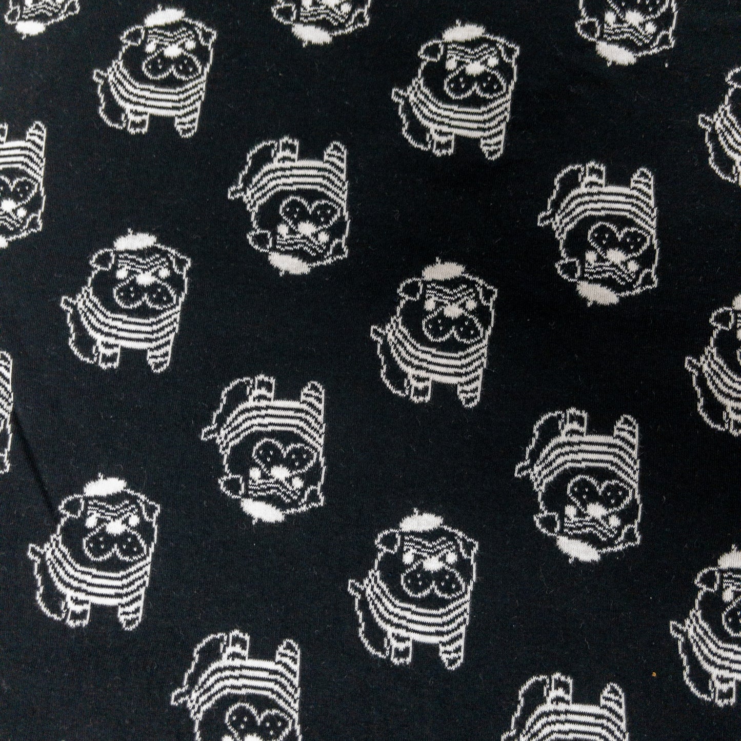 maffon | pug black ivory 八哥 黑+米色 | cotton jacquard knit 雙面純棉提花針織 - 160cm