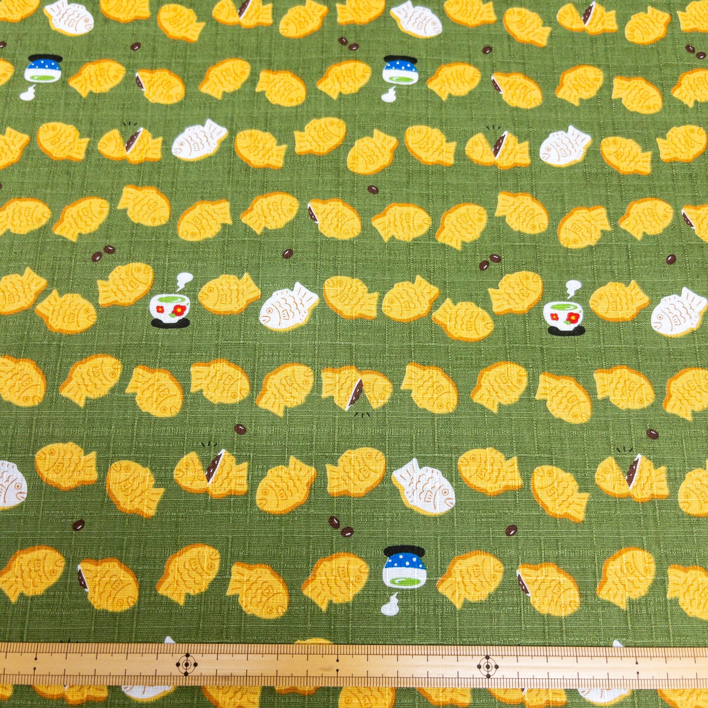 Japan | taiyaki 紅豆鯛魚燒 | cotton printed dobby 竹節棉