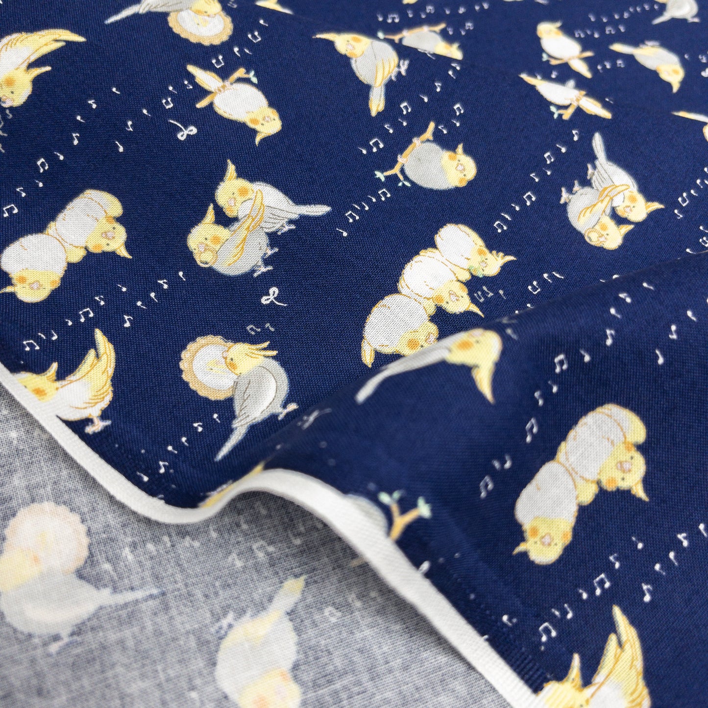 Japan | cockatiel 玄鳯鸚鵡 | cotton printed sheeting 純棉
