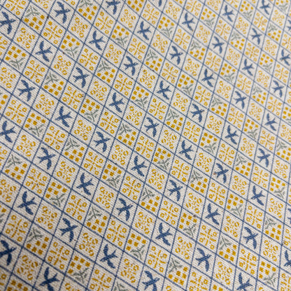 Japan | Bird checkerboard 格紋千鳥 | cotton printed linen canvas 棉麻