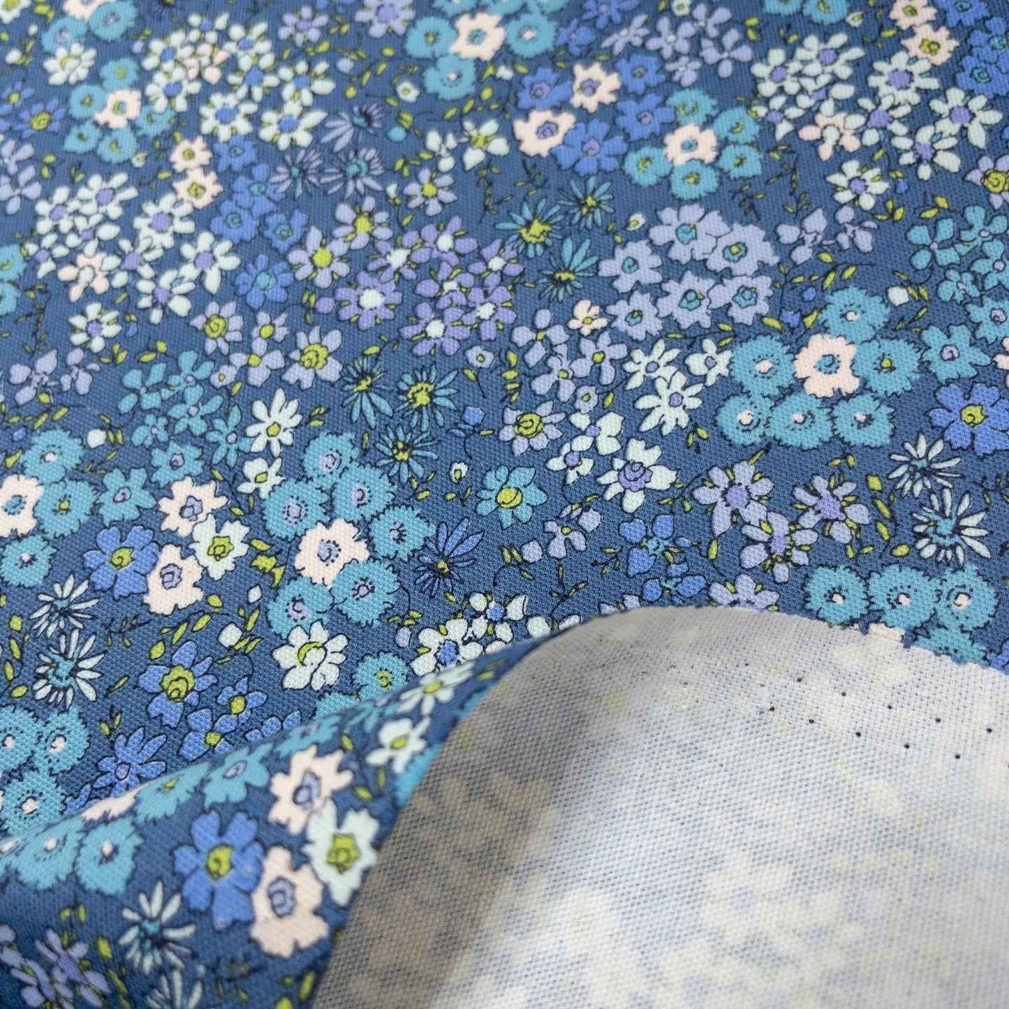 Japan | sweet flower garden 碎花花園 | cotton printed canvas 純棉