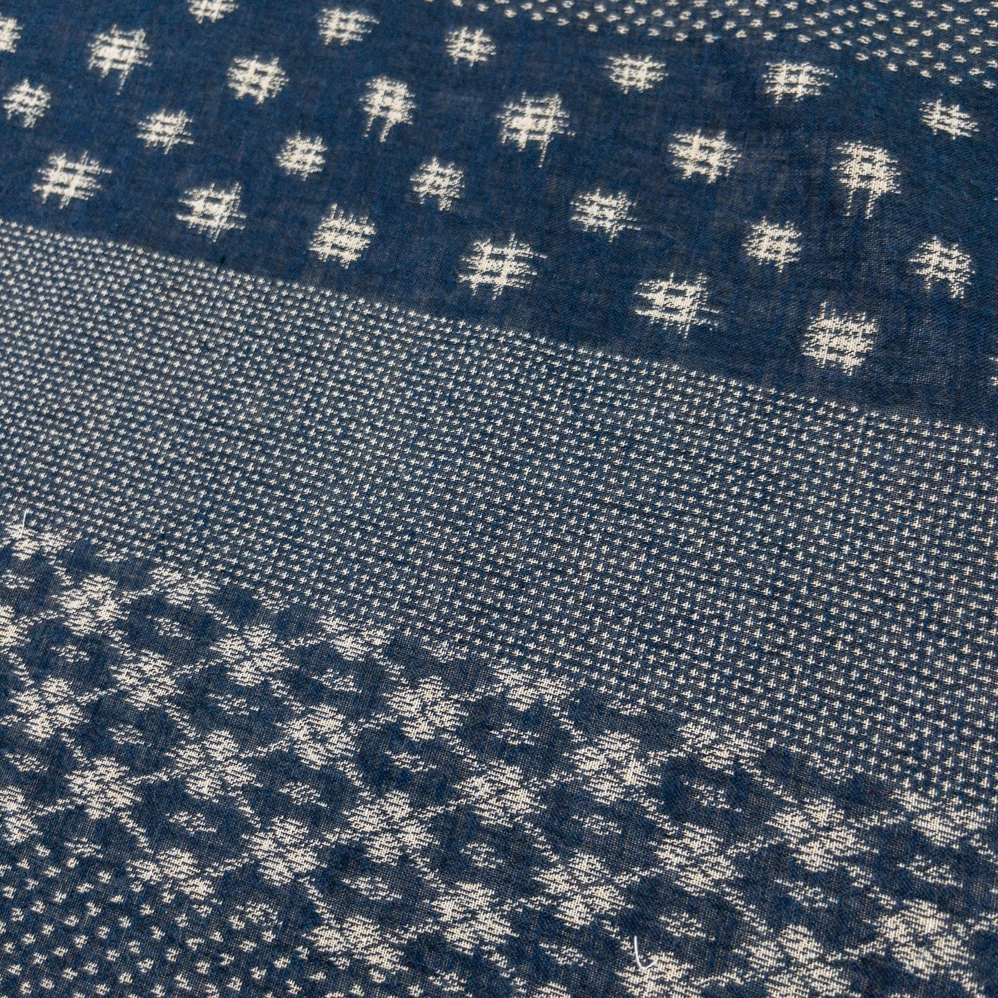 Kobayashi | 藍色和風間紋 | cotton double weave jacquard 純棉雙面提花
