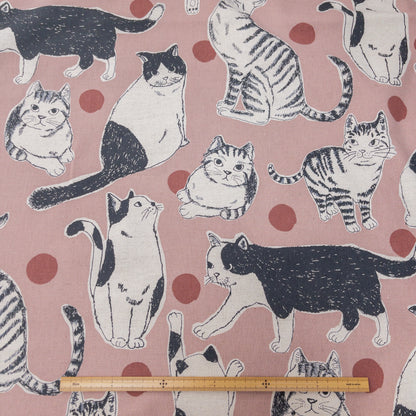 Kobayashi | Nordic Polka Dot Cat 波點大貓 | cotton linen 棉麻