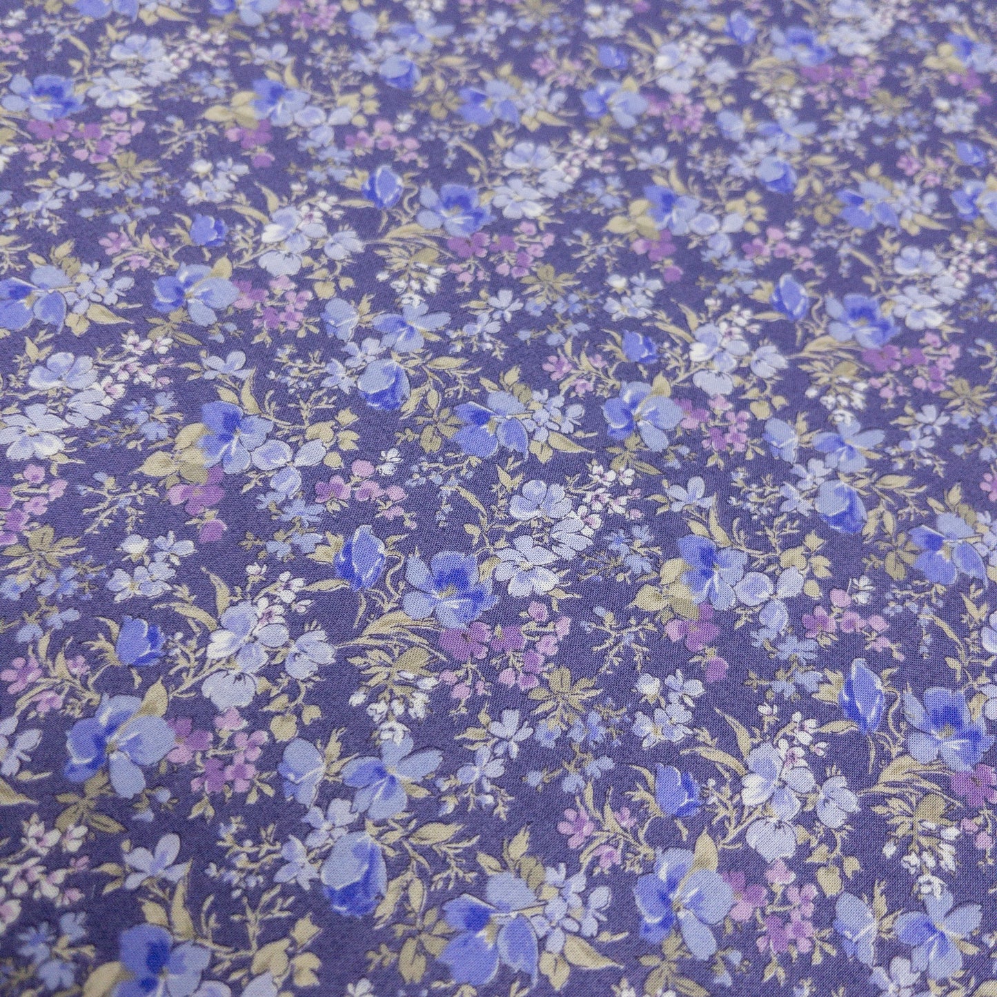 Japan | mignon flower 曼陀羅碎花 | cotton printed lawn 60s 60支薄棉