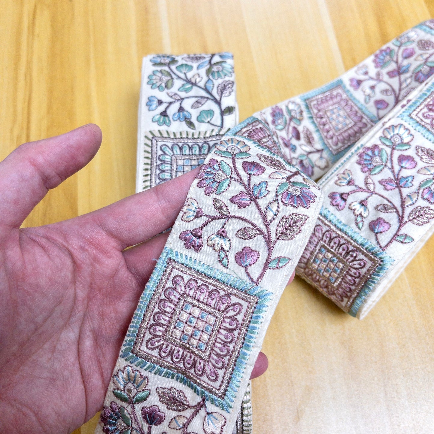 embroidery webbing 刺繡帶 | multicolor square 多色方框 5.5cm
