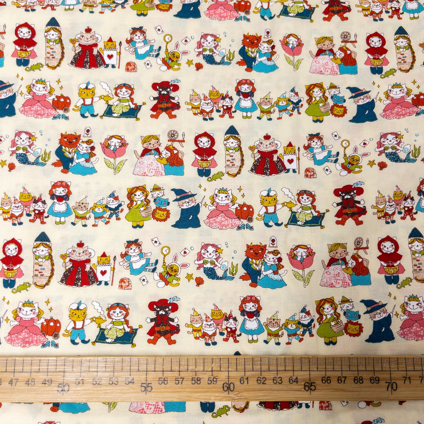 Japan | cat fairy tale 貓貓童話故事 | cotton printed sheeting 純棉