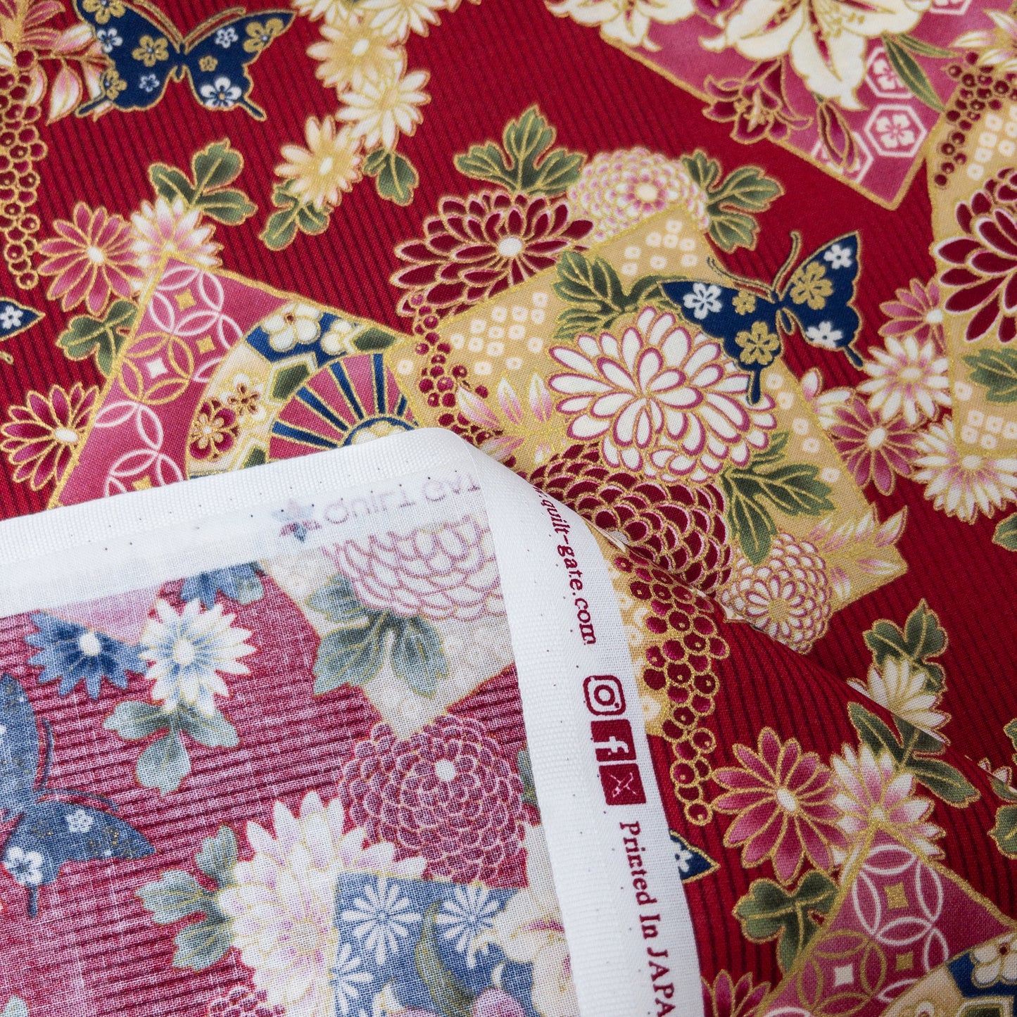 Quilt Gate | Japanese flowers butterfly 和風花球蝴蝶 | cotton printed sheeting 純棉