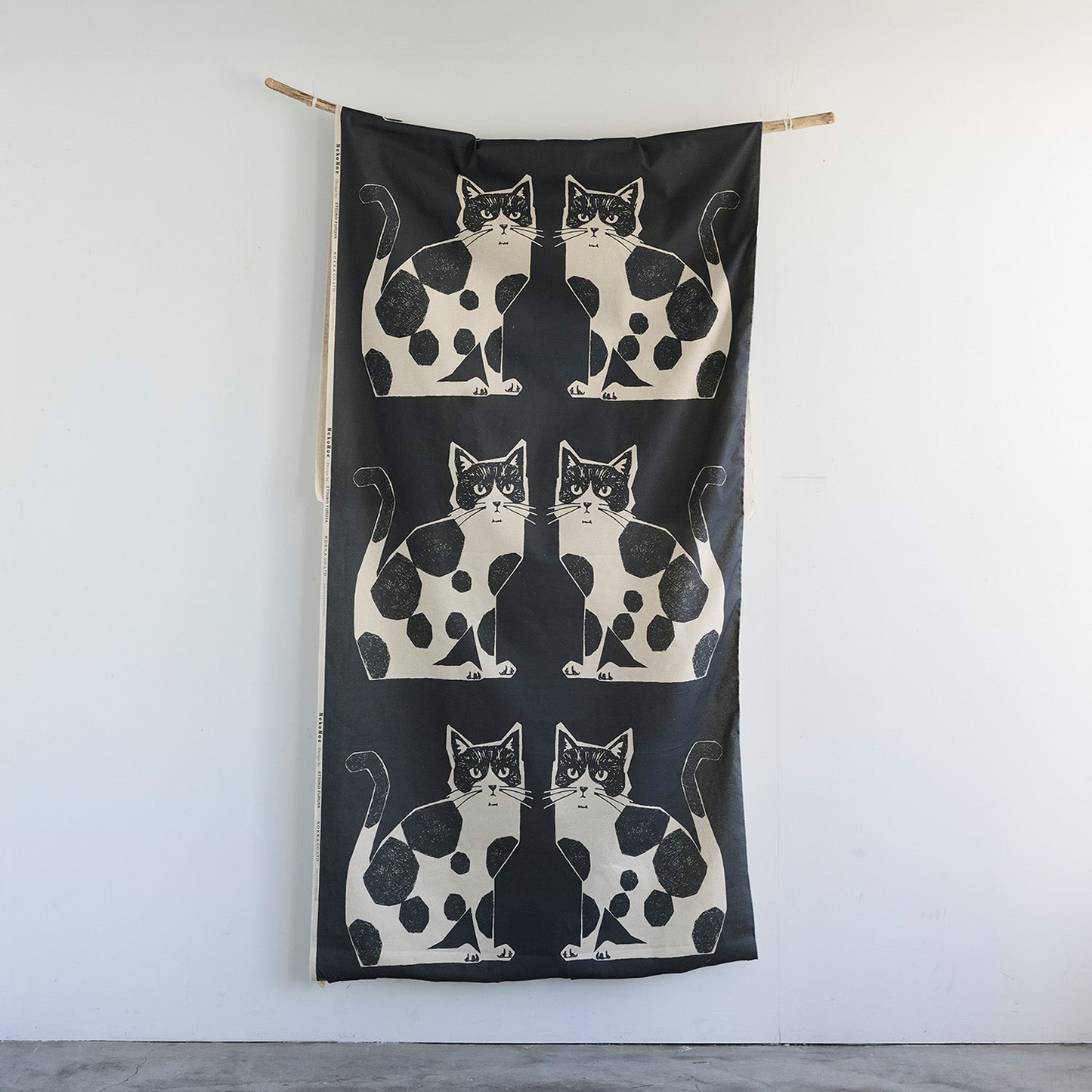 echino | TWO CAT 大貓 NekoNoe K from 30 SEWINGPINS | panel cotton linen 棉麻定位布