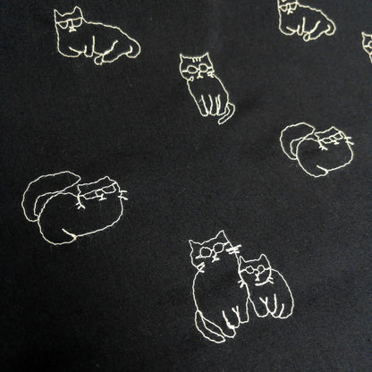 Japan | embroidery glasses cat 眼鏡貓貓刺繡 | cotton printed broadcloth 純棉