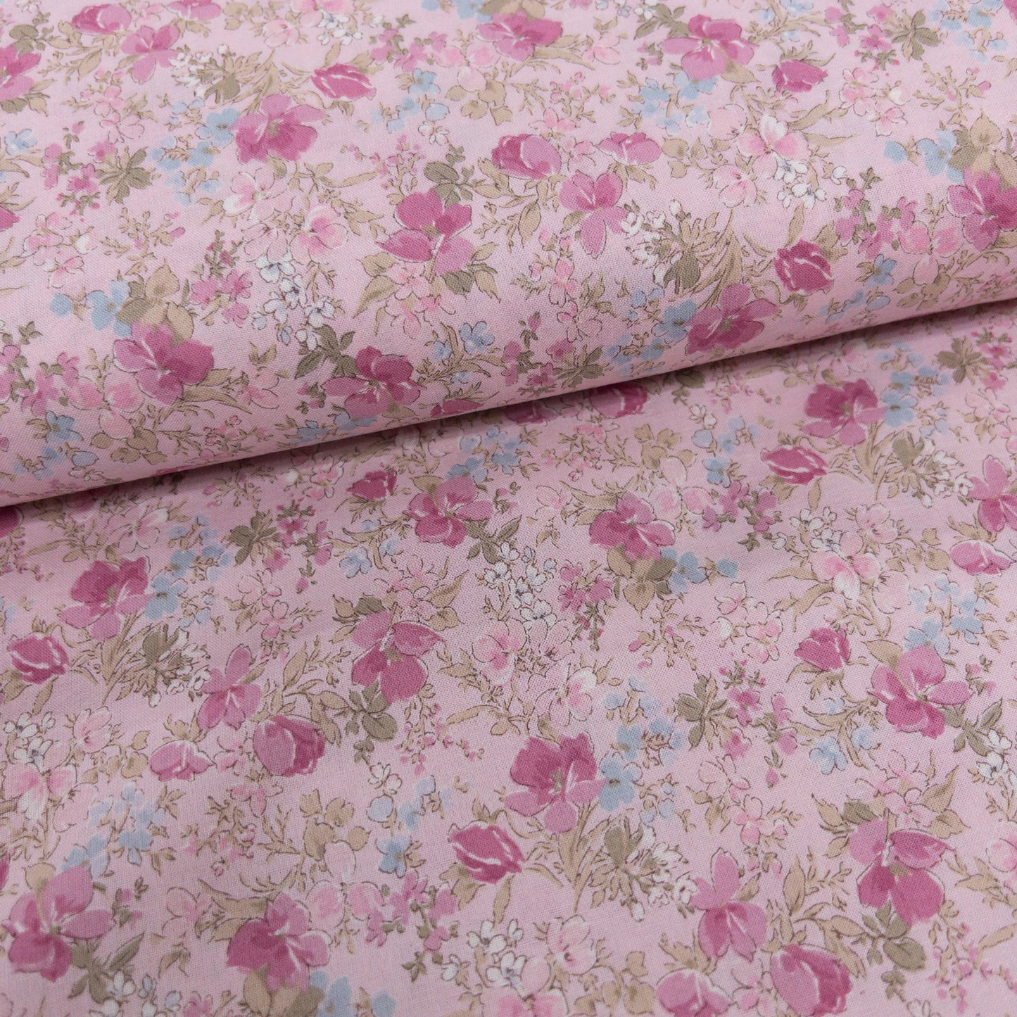 Japan | mignon flower 曼陀羅碎花 | cotton printed lawn 60s 60支薄棉