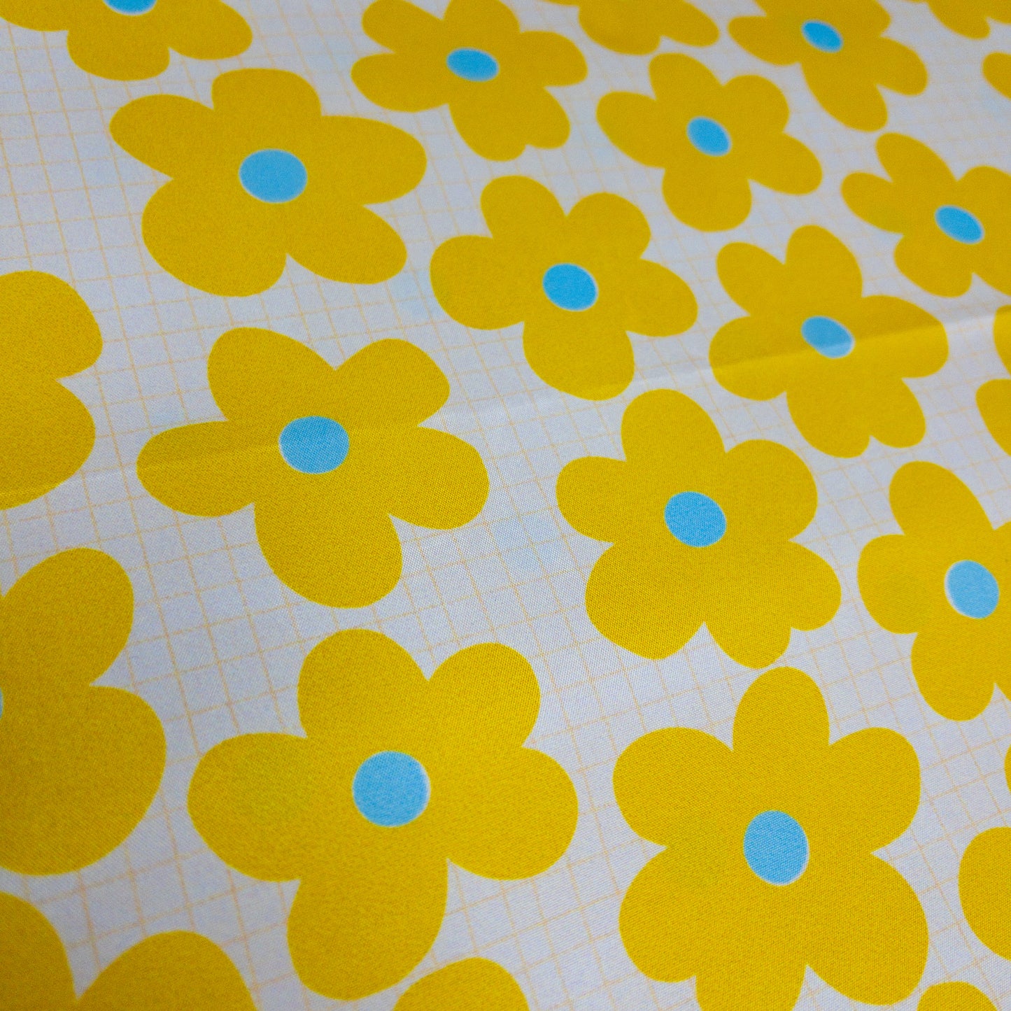 Korea | 黃色花花 | waterproof fabric 防水布