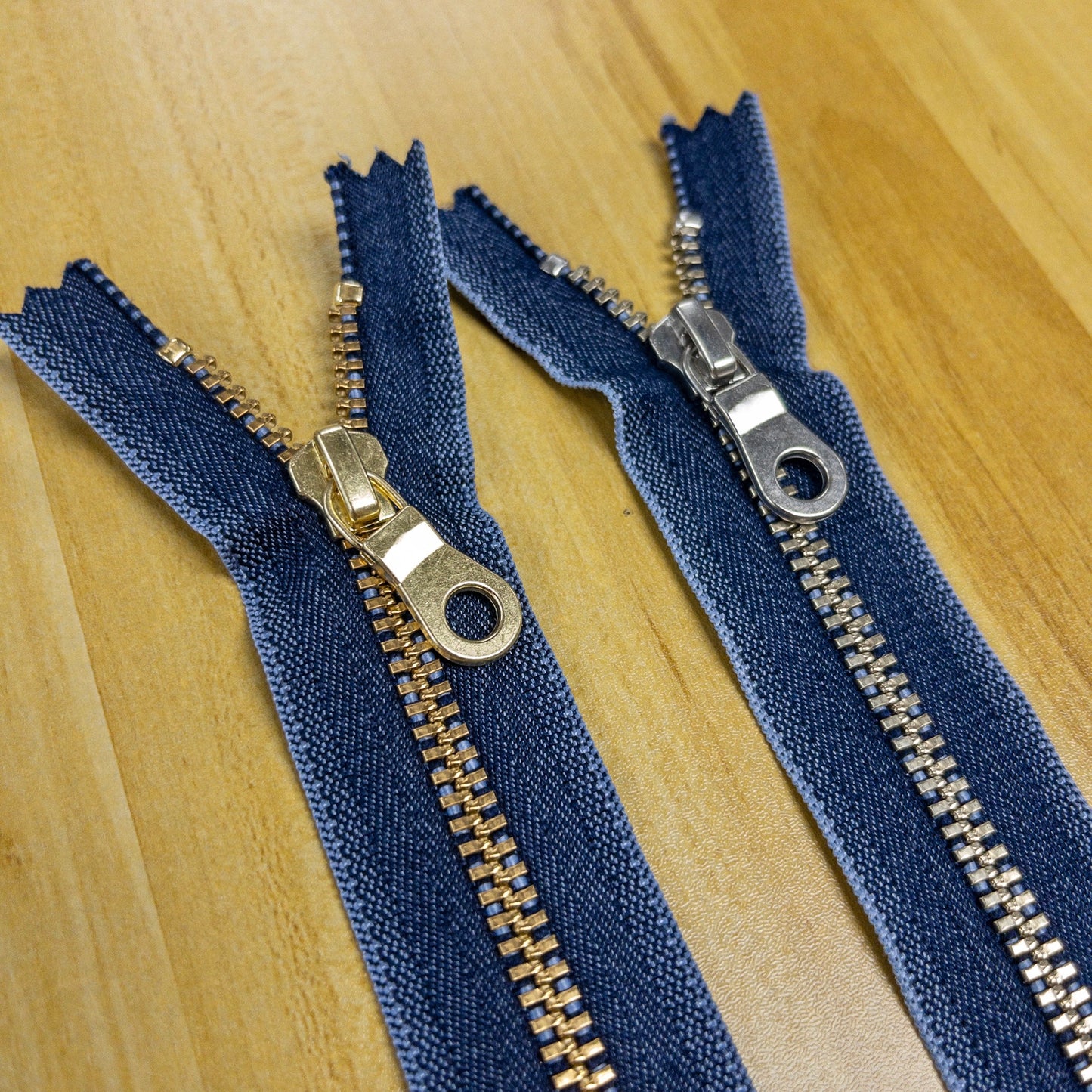 YKK Demin Metal close end zipper 20cm YKK 牛仔布金屬密尾拉鍊 20cm