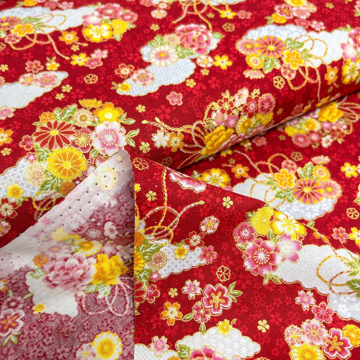 Japan | gilded Japanese clouds and flowers 燙金和風雲海花 | cotton printed sheeting