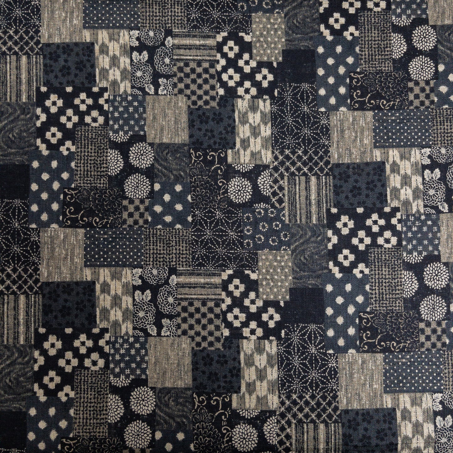 Japan | patchwork pattern 拼布圖案 | cotton printed poplin 竹節純棉