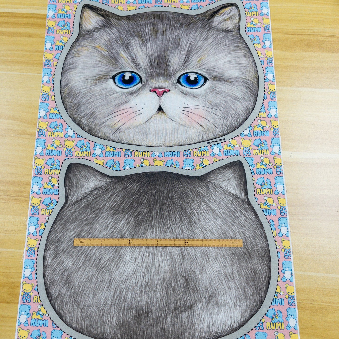 Unclecat 貓叔叔 | Rumi cushion 大頭枕定位布 | cotton linen 棉麻