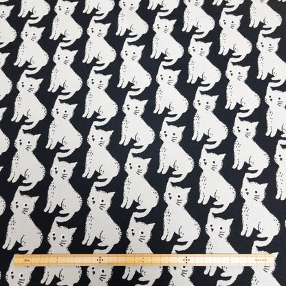 Japan | black grey cat 黑貓灰貓 | cotton printed oxford 純棉