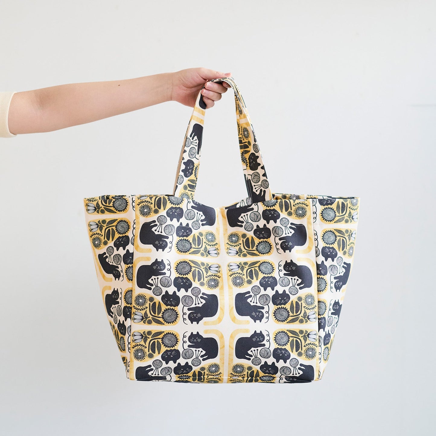 Kokka | 365 cat. art black cats 黑貓 | cotton printed sheeting 純棉