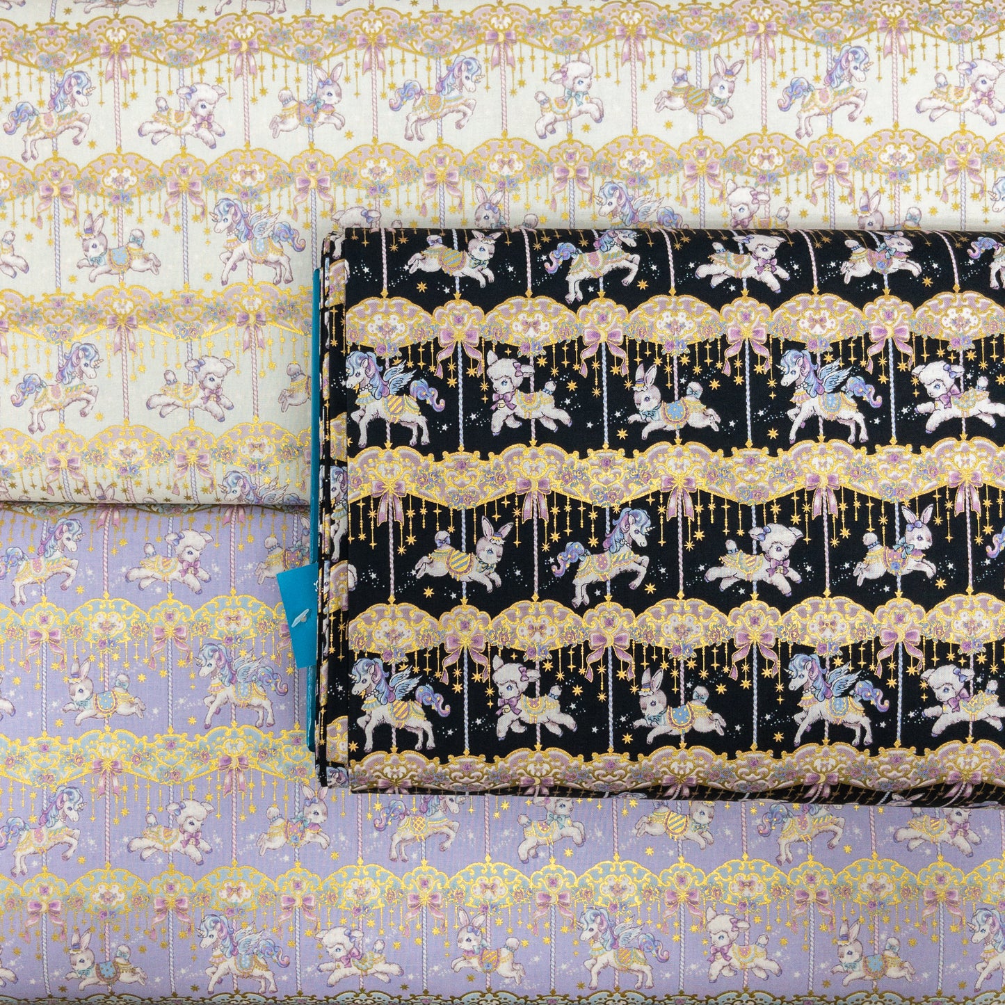 Japan | Foil-stamped merry-go-round 燙金旋轉木馬 | cotton printed sheeting 純棉