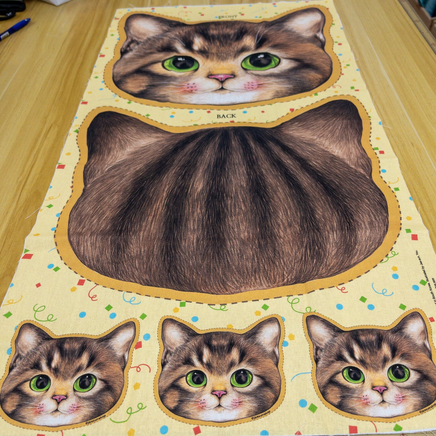 Unclecat 貓叔叔 | Little Thunder cushion 大頭枕定位布 | cotton linen 棉麻