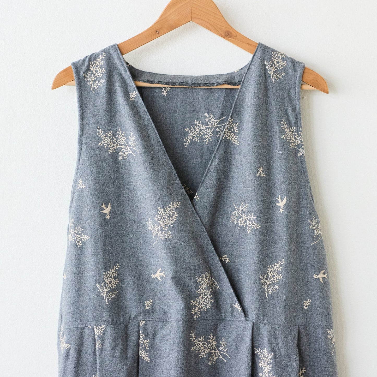 Japan | VIYELLA Mimosa 花束刺繡 | cotton yarn dyed embroidery 法蘭絨純棉