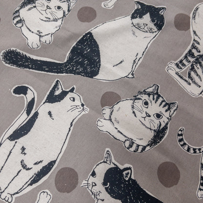 Kobayashi | Nordic Polka Dot Cat 波點大貓 | cotton linen 棉麻