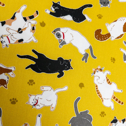 Japan | sleepy cat 瞓覺貓貓 | cotton printed oxford 純棉