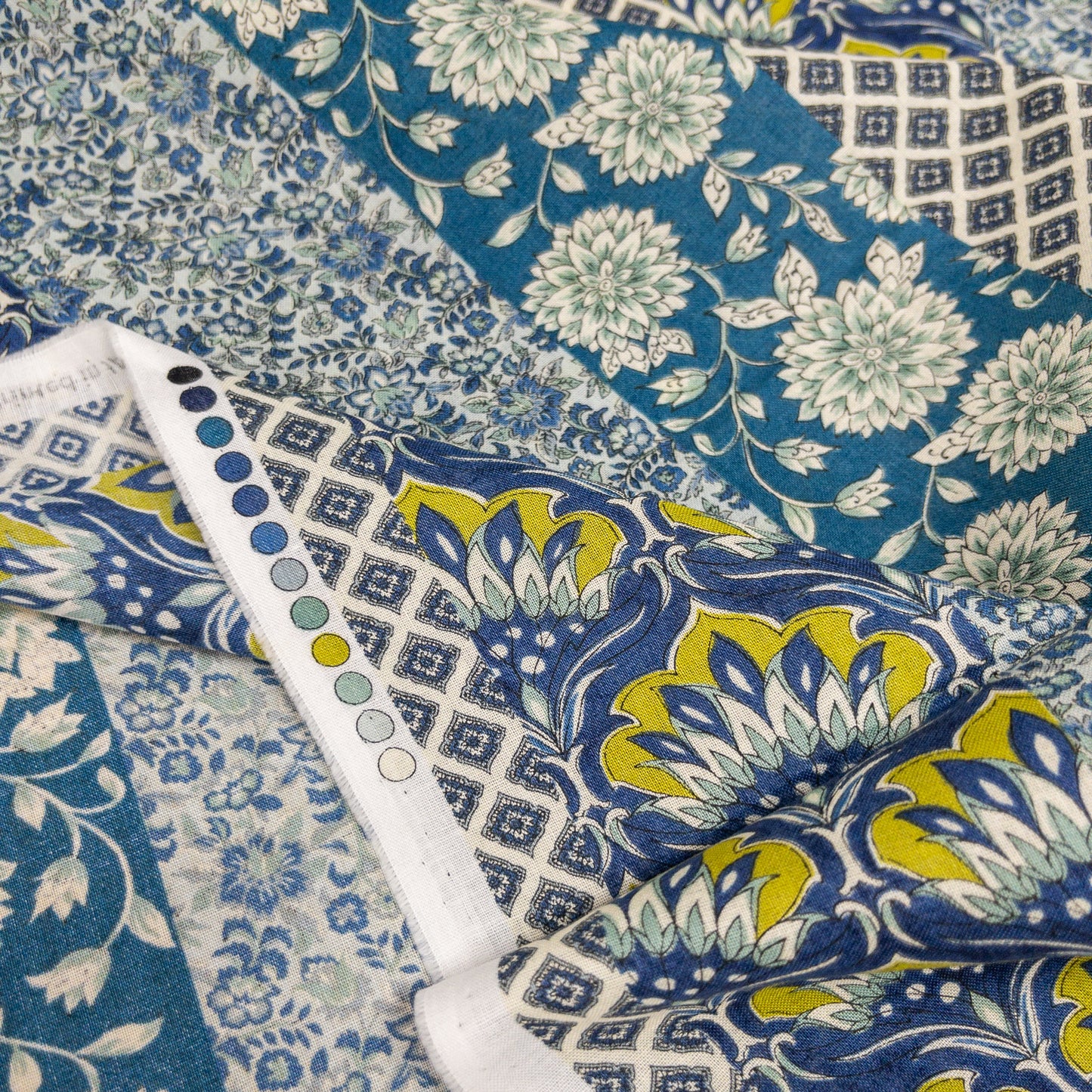 Japan | flowers 直條花紋拼圖 | cotton printed cloth 純棉