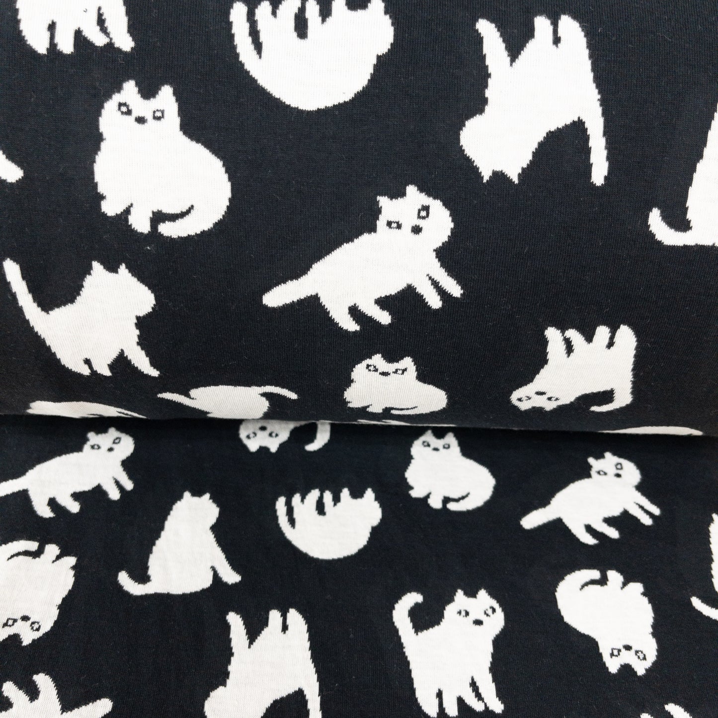 maffon | chubby cat 胖貓貓 | cotton jacquard knit 雙面純棉提花針織 - 160cm