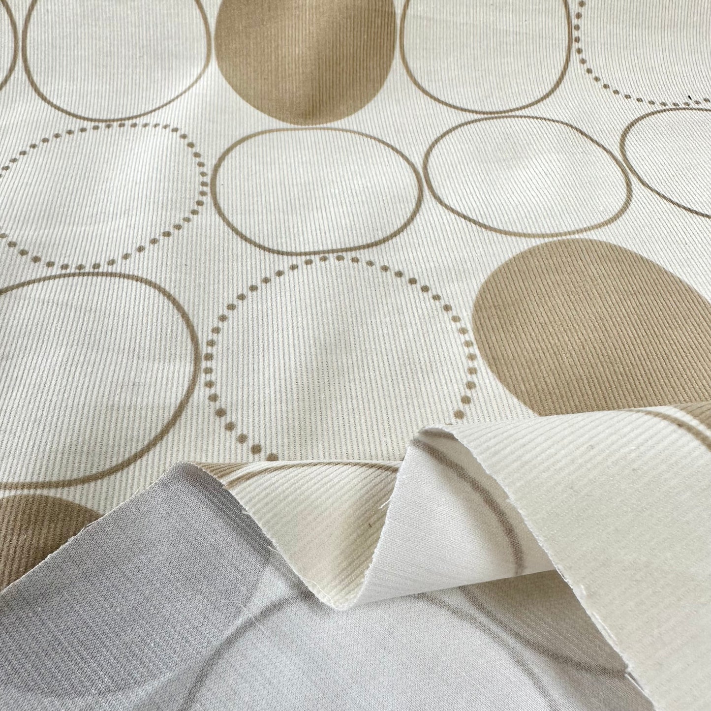 Japan | circle 圓形 圓圈 點 | cotton printed corduroy 薄燈芯絨