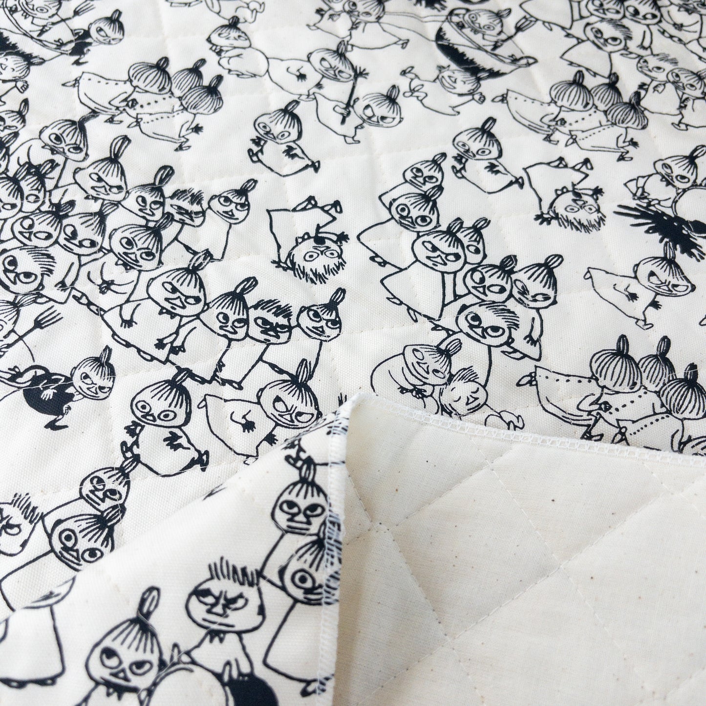 Japan | 阿美 little my | quilted fabric 夾棉