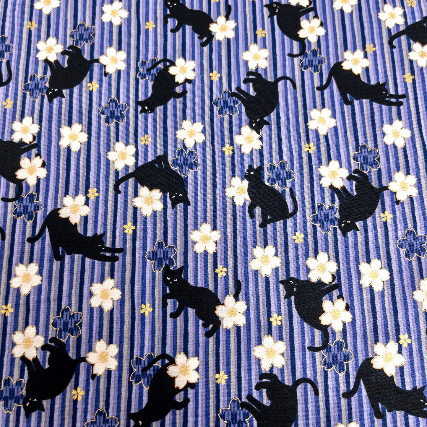 Quilt Gate | bronzing sakura stripe black cats 燙金櫻花間條黑貓 | cotton printed sheeting 純棉