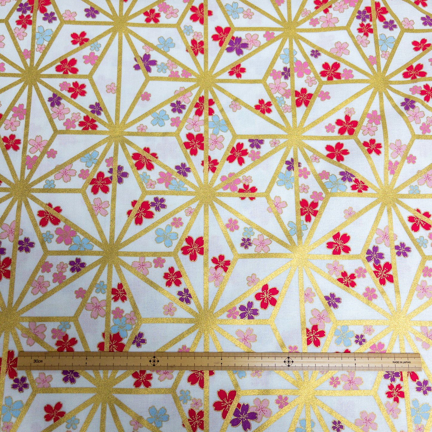 Japan | japanese hot stamping flower pattern 燙金粗線麻之葉櫻花 | cotton printed poplin 竹節純棉