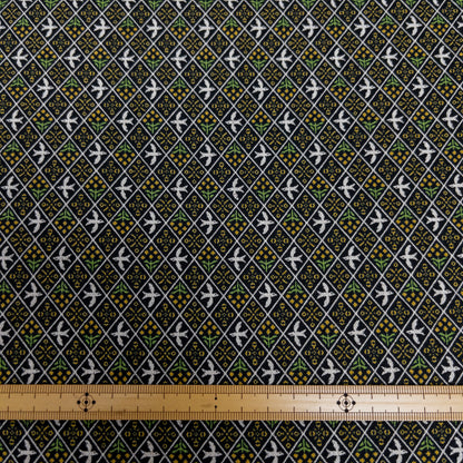 Japan | Bird checkerboard 格紋千鳥 | cotton printed linen canvas 棉麻