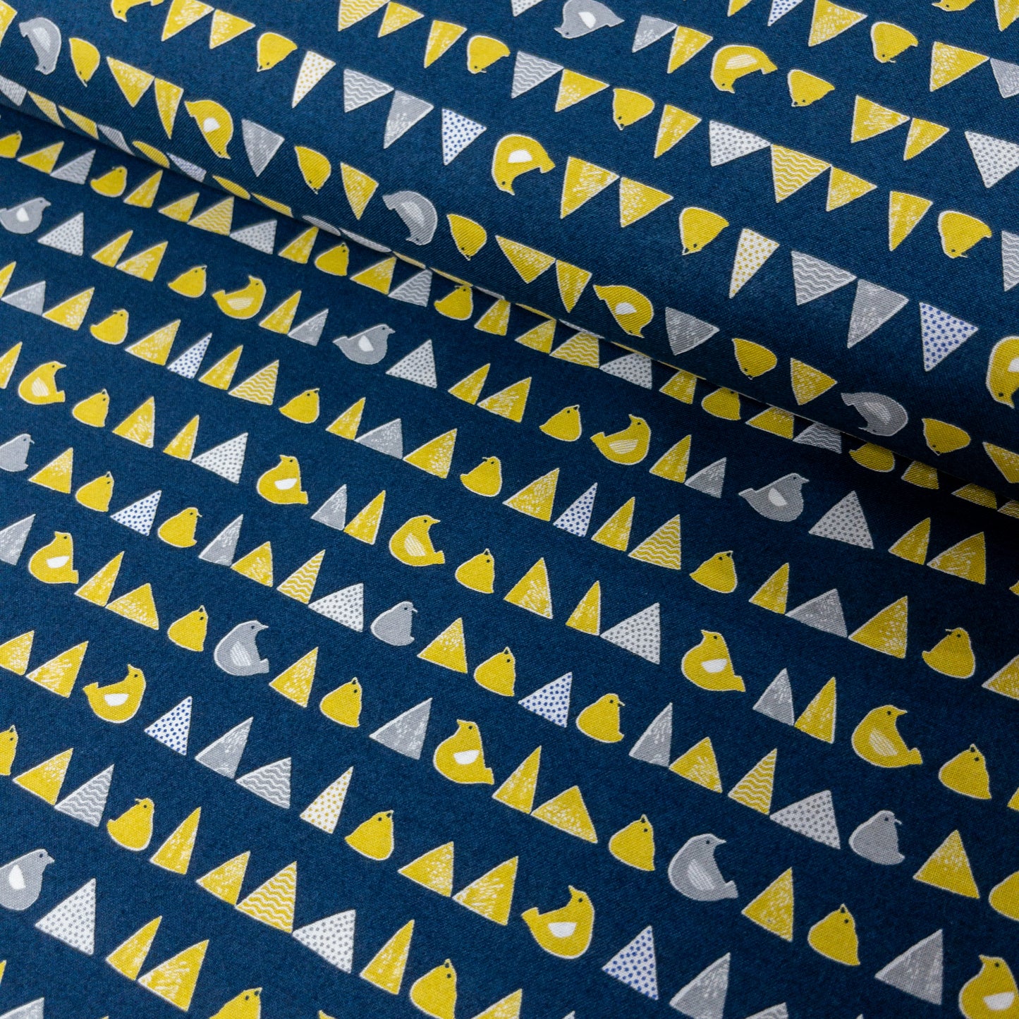 Japan | fukuoka bird cake 福岡特產小鳥 | cotton printed sheeting 純棉