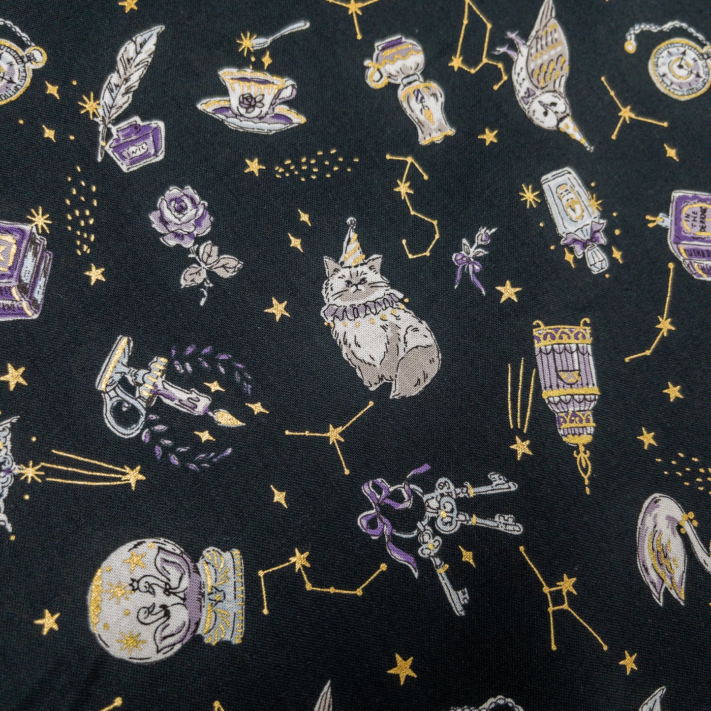 Japan | magic and animals 燙金魔法工具與動物 | cotton printed sheeting 純棉