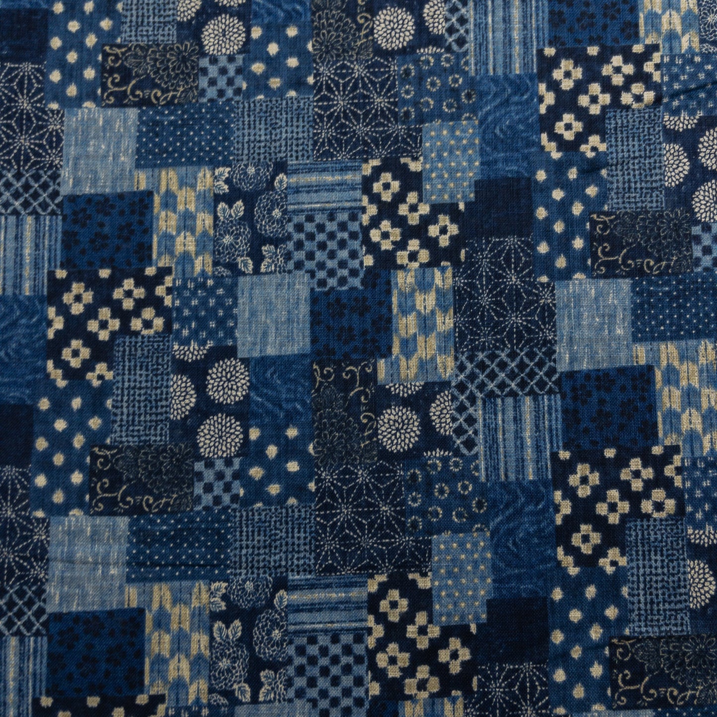 Japan | patchwork pattern 拼布圖案 | cotton printed poplin 竹節純棉