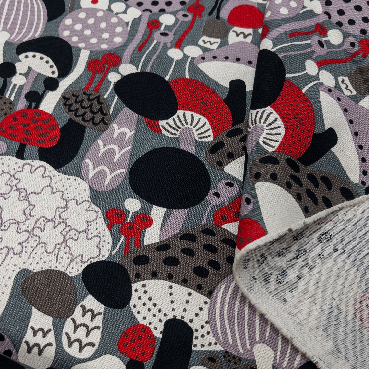 Kobayashi | abstract mushroom 彩色蘑菇 | cotton linen 棉麻