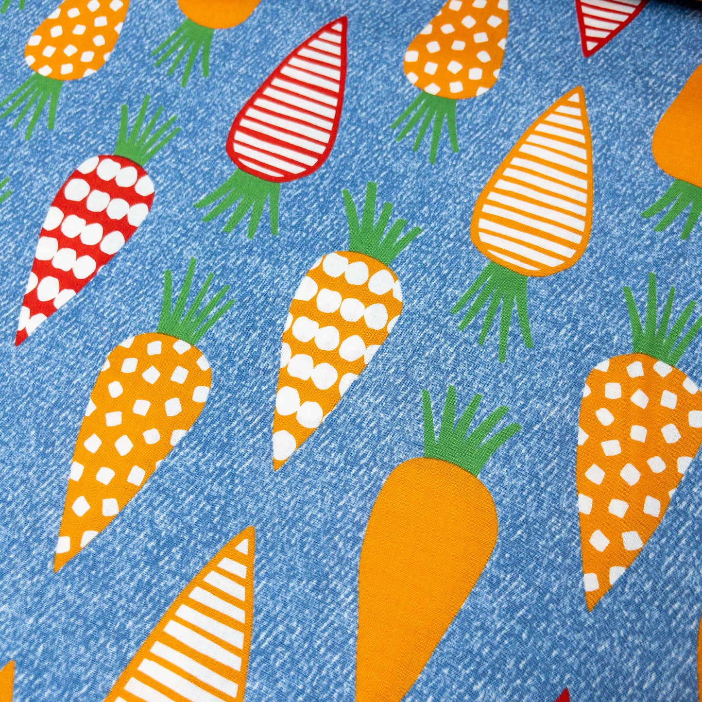 Japan | art of carrot 藍色藝術蘿蔔 | cotton printed shirting 純棉