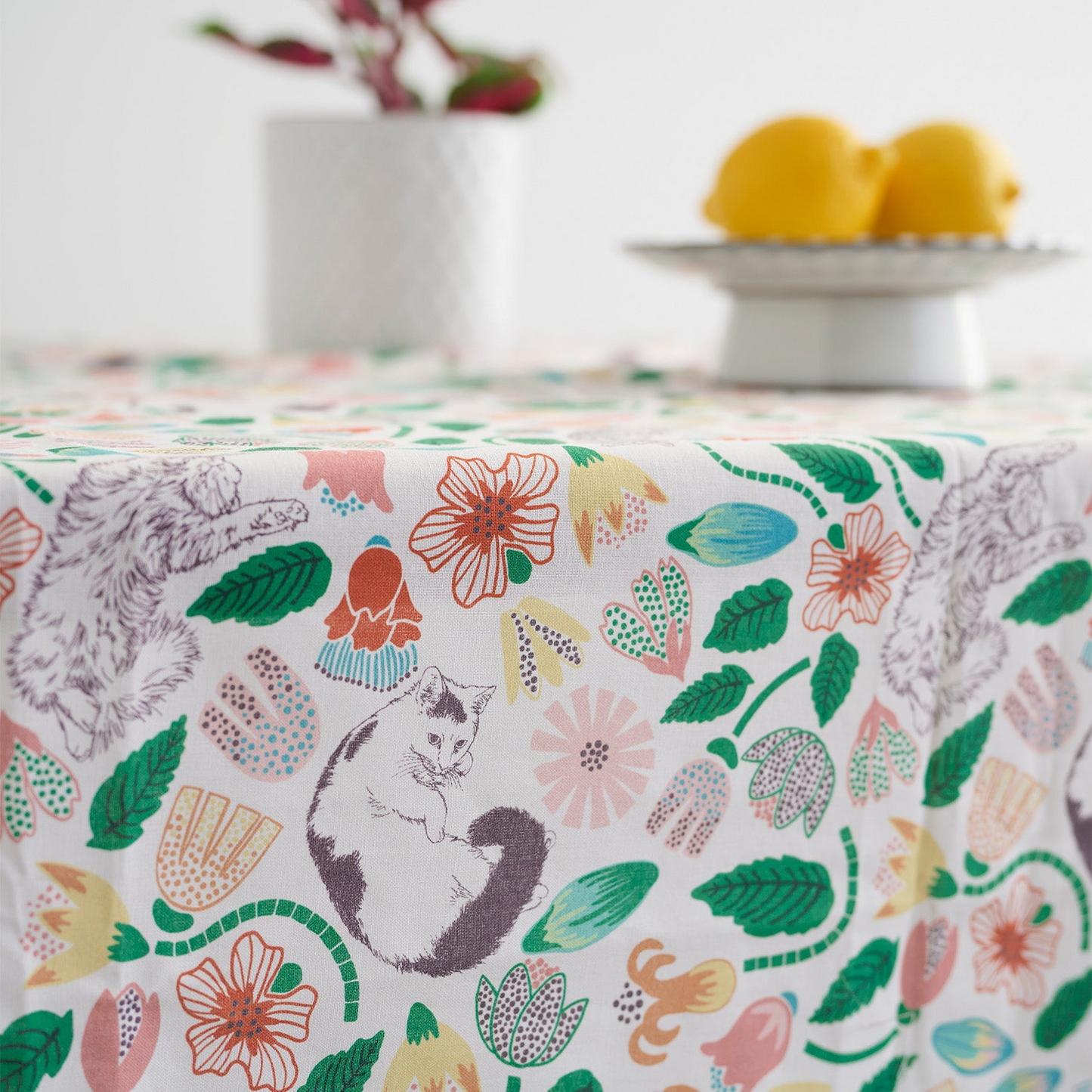 Japan | 365 cat. art cats cats garden 貓貓庭園 | cotton printed sheeting 純棉