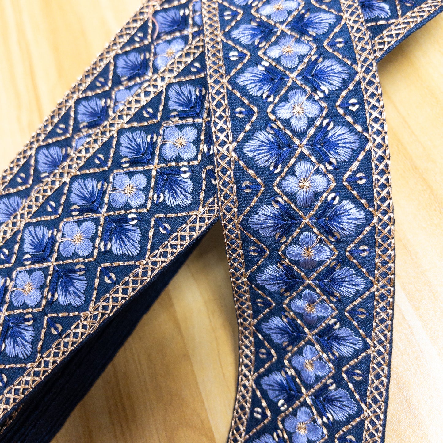 embroidery webbing 刺繡帶 | gold threads diamond flower 金線菱形花 5cm