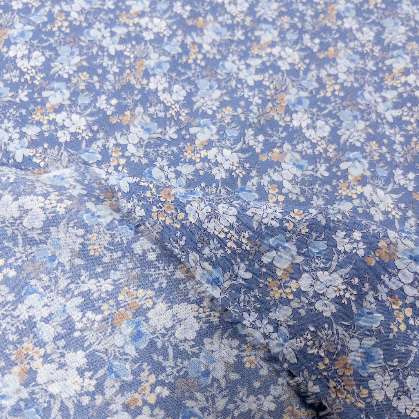 Japan | mignon flower 曼陀羅碎花 | cotton printed lawn 60s 60支薄棉