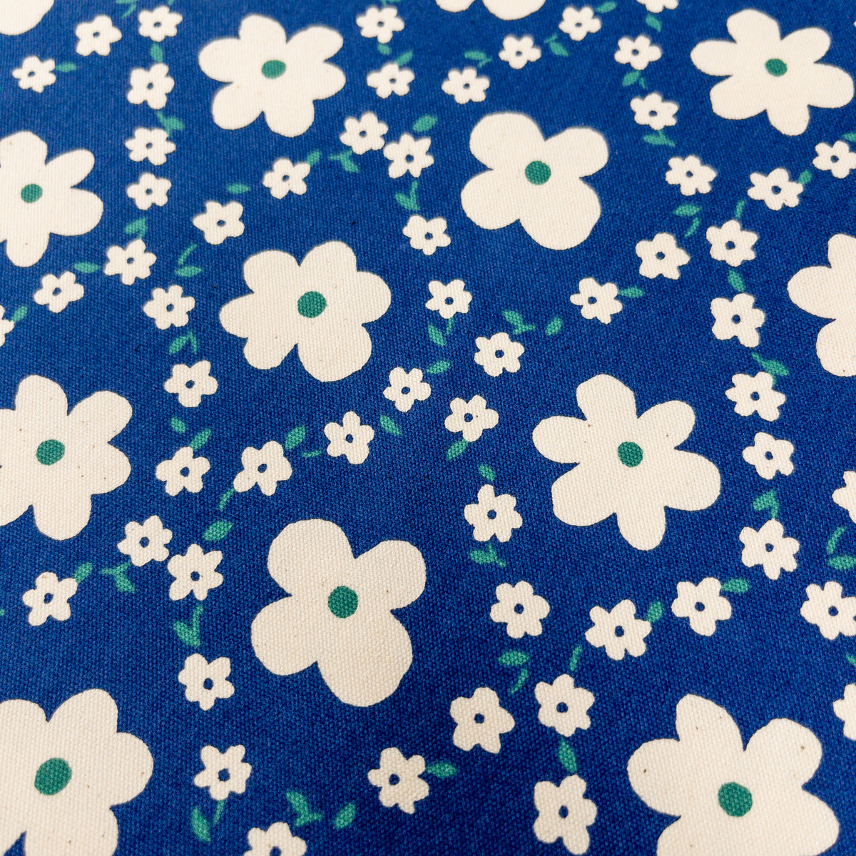 Japan | 藍底菱形白花 | cotton printed oxford 純棉