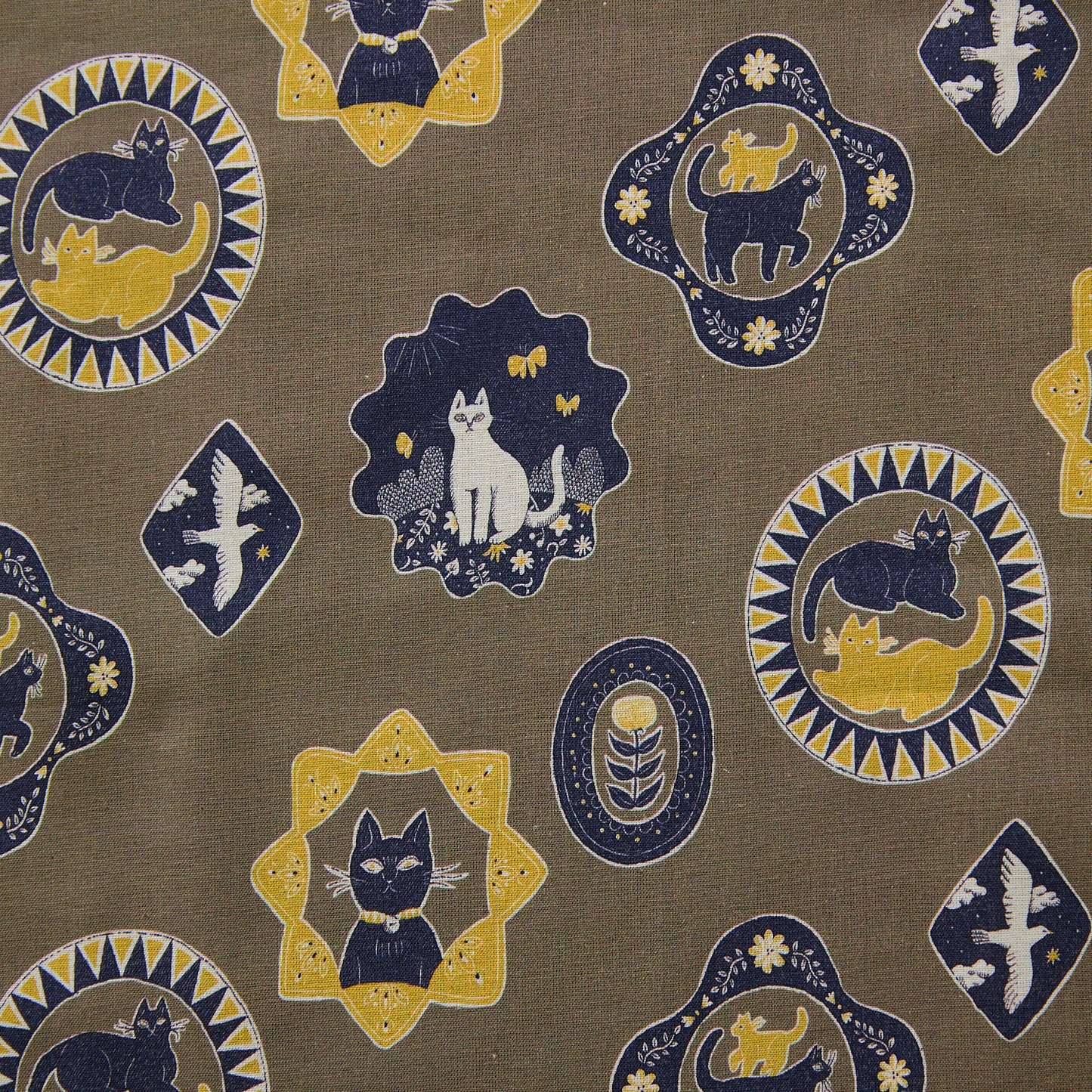 Sanae Sugimoto | Cat Days | cotton linen 棉麻