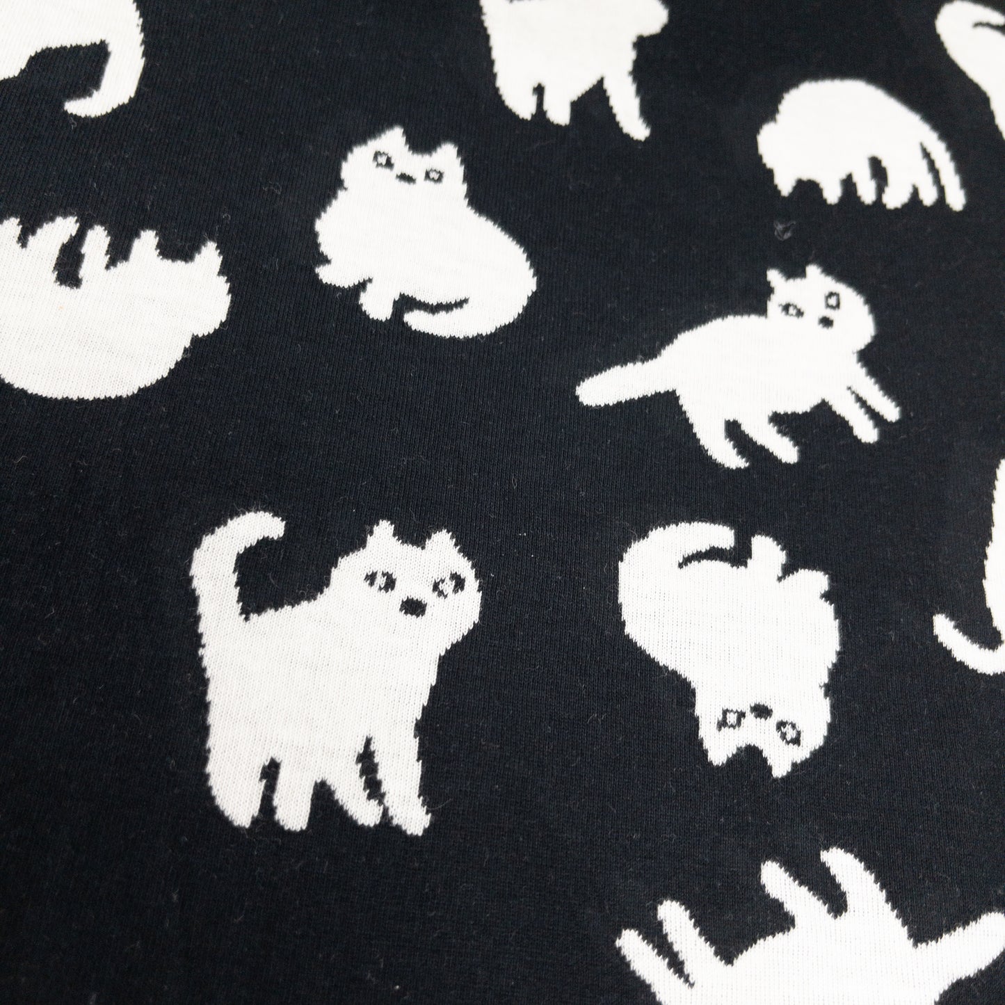 maffon | chubby cat 胖貓貓 | cotton jacquard knit 雙面純棉提花針織 - 160cm