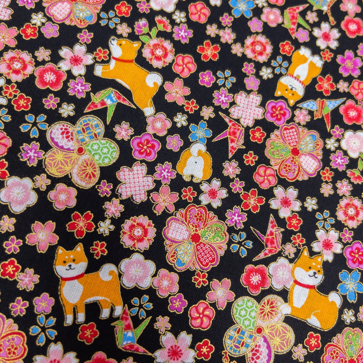 Japan| Foil-stamped shiba sakura柴犬燙金櫻花 | cotton printed sheeting 純棉
