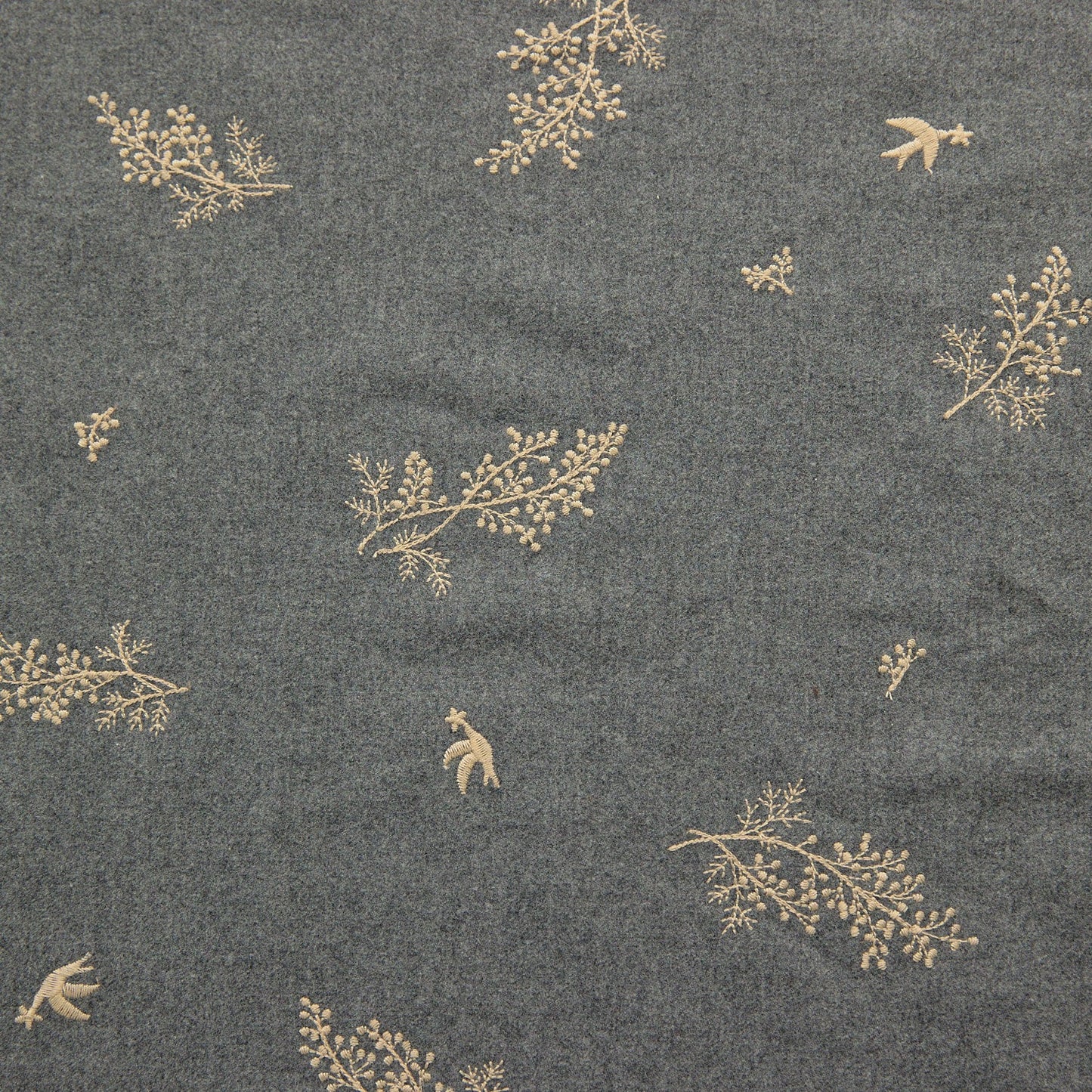 Japan | VIYELLA Mimosa 花束刺繡 | cotton yarn dyed embroidery 法蘭絨純棉